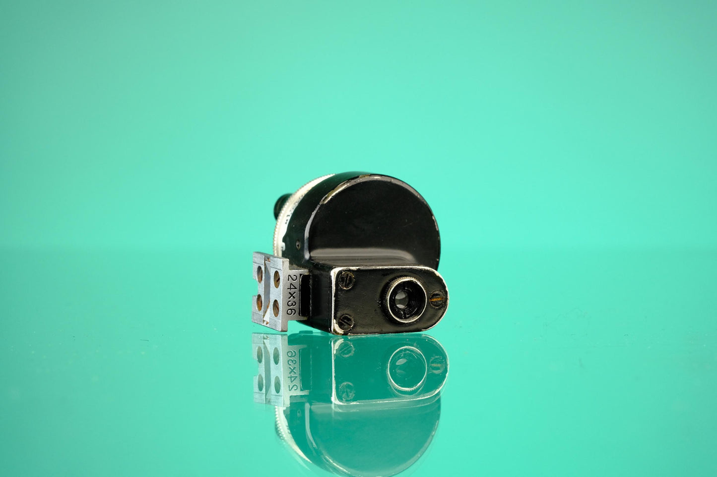 Zenit KMZ Universal Turret Viewfinder Hot Shoe Mount - 28mm to 135mm