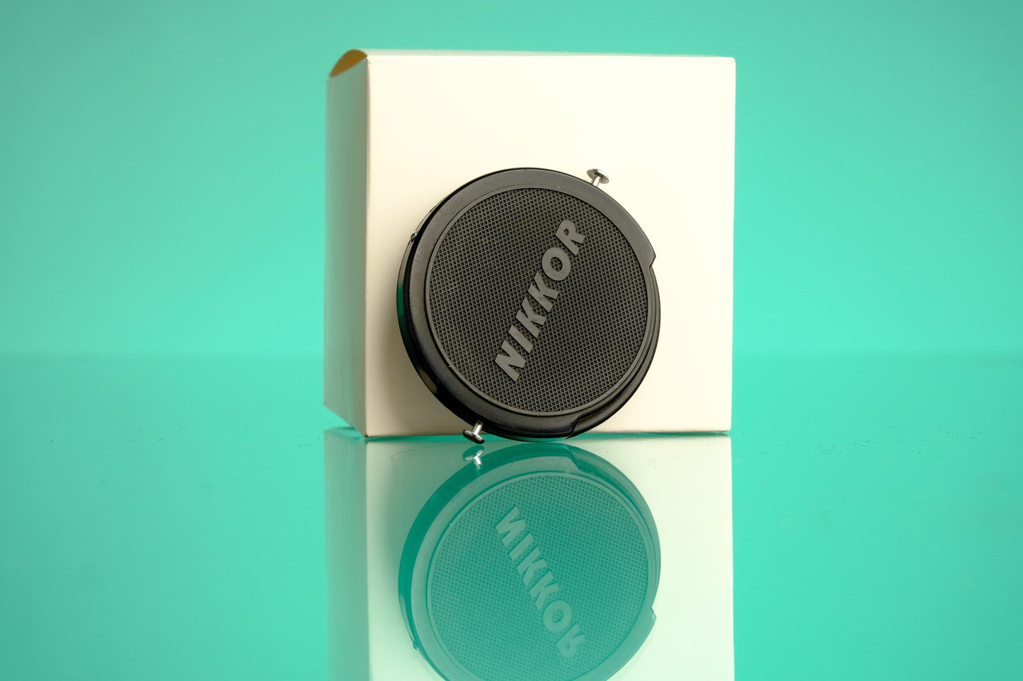 Nikon Vintage Lens Cap - Metal Push Tabs - 52mm