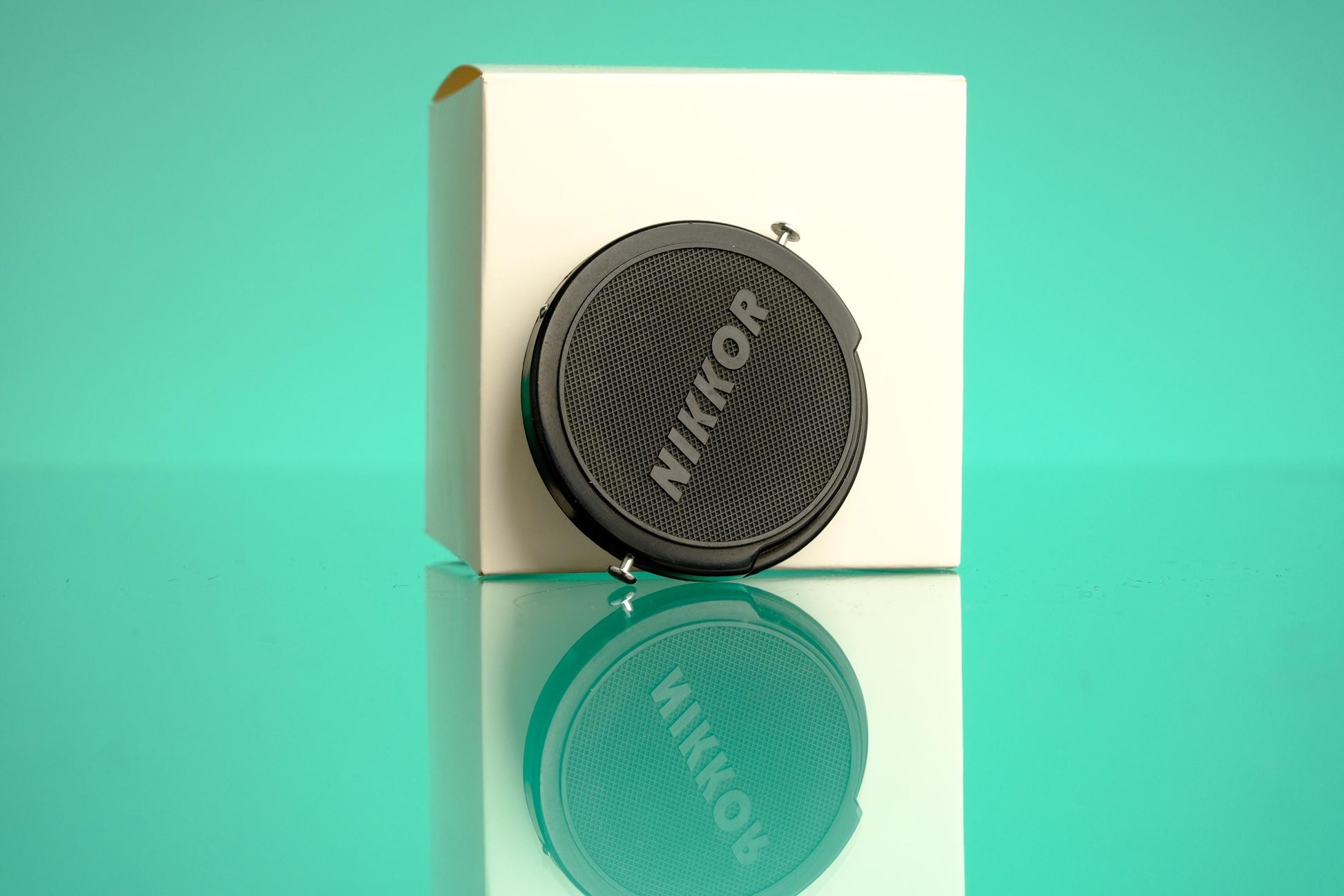 Nikon Vintage Lens Cap - Metal Push Tabs - 52mm