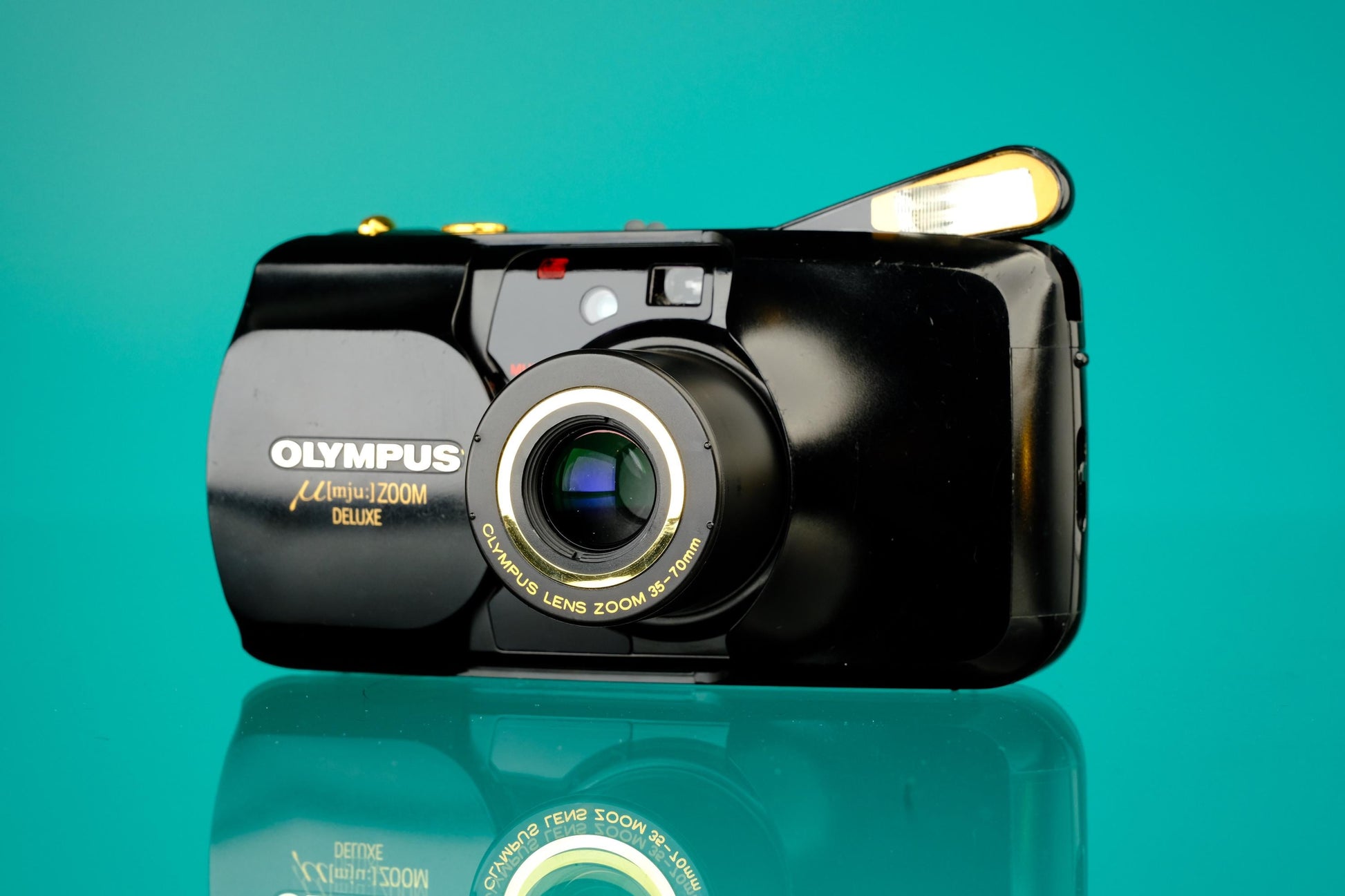 Olympus mju Zoom Deluxe 35mm Point and Shoot Camera