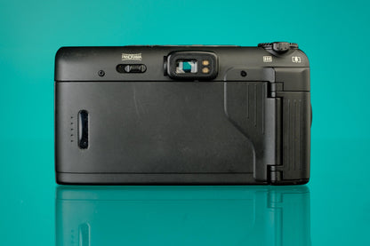 Fujifilm DL-312 Zoom 35mm Point and Shoot Camera