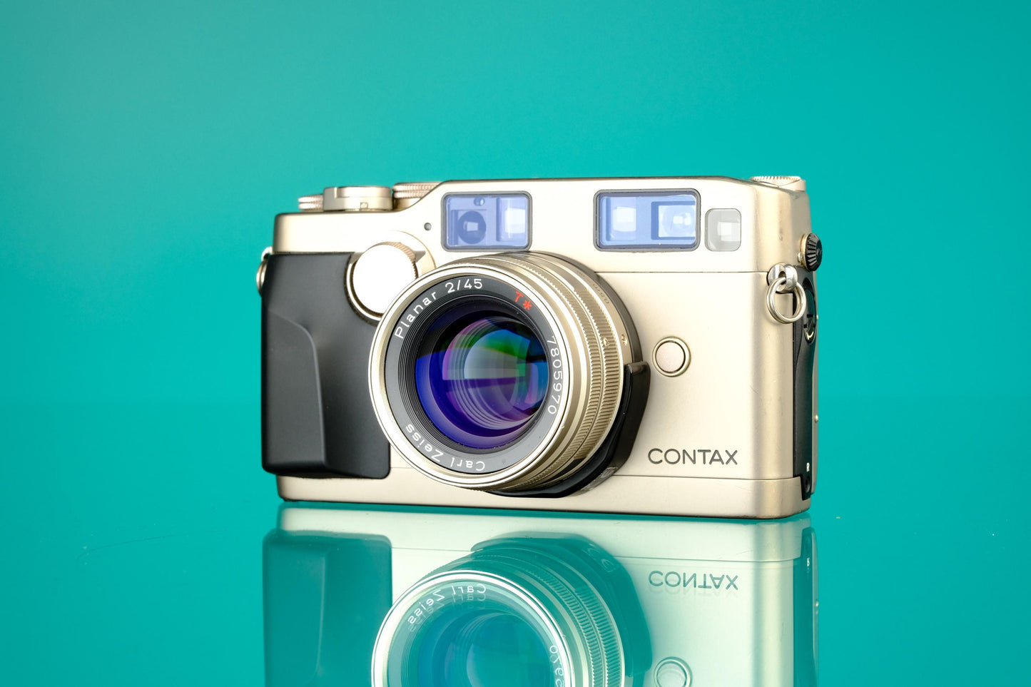 Contax G2 35mm Rangefinder Point and Shoot Film Camera + 45mm f/2