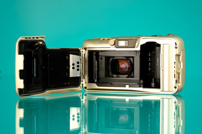 Olympus Infinity Stylus Zoom 115 35mm Point and Shoot