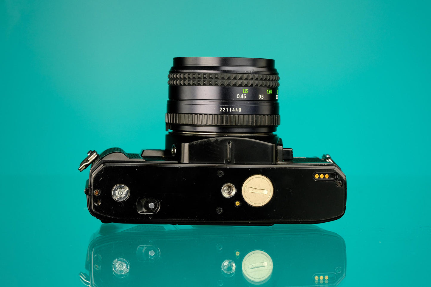 Minolta X-700 35mm SLR Film Camera + 50mm f/1.7 Rokkor-X Lens