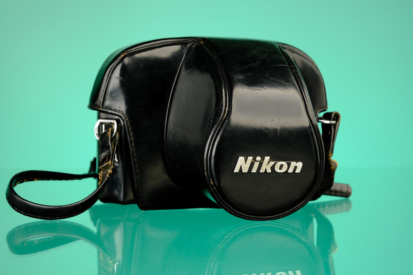 Nikon F2 Leather Carrying Case