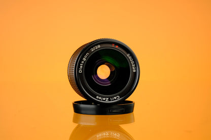 Contax Carl Zeiss Distagon 28mm f/2 C/Y Mount Lens
