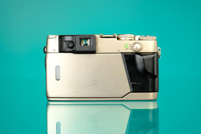 Contax G2 35mm Rangefinder Point and Shoot Film Camera + 45mm f/2