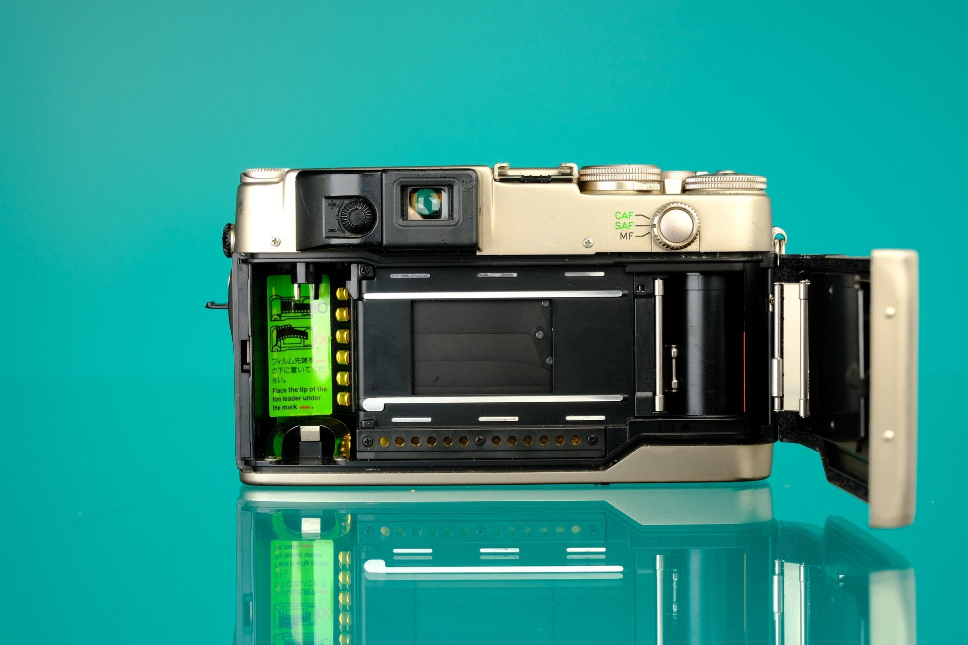 Contax G2 35mm Rangefinder Point and Shoot Film Camera + 45mm f/2