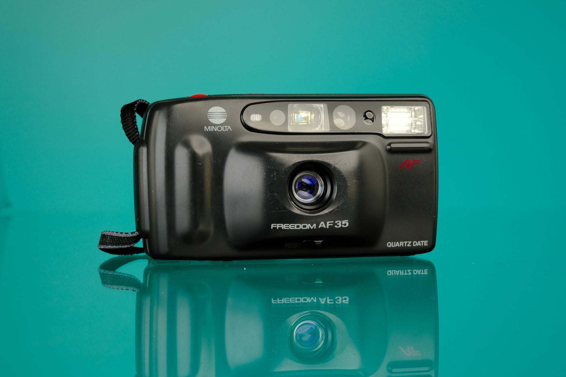 Minolta Freedom AF 35 35mm Point and Shoot Camera