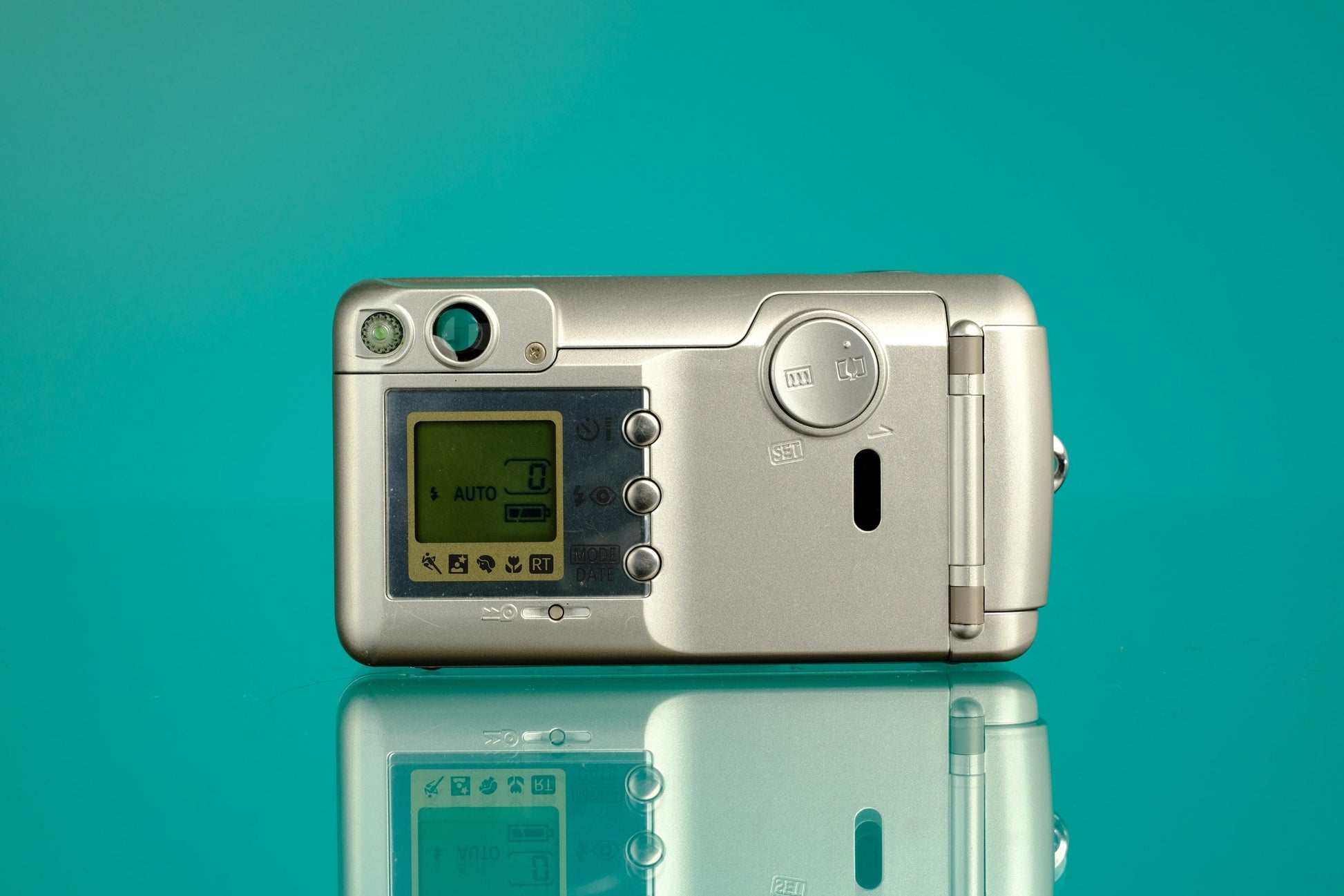 Canon Sure Shot Z180u Date 35mm Point and Shoot Camera