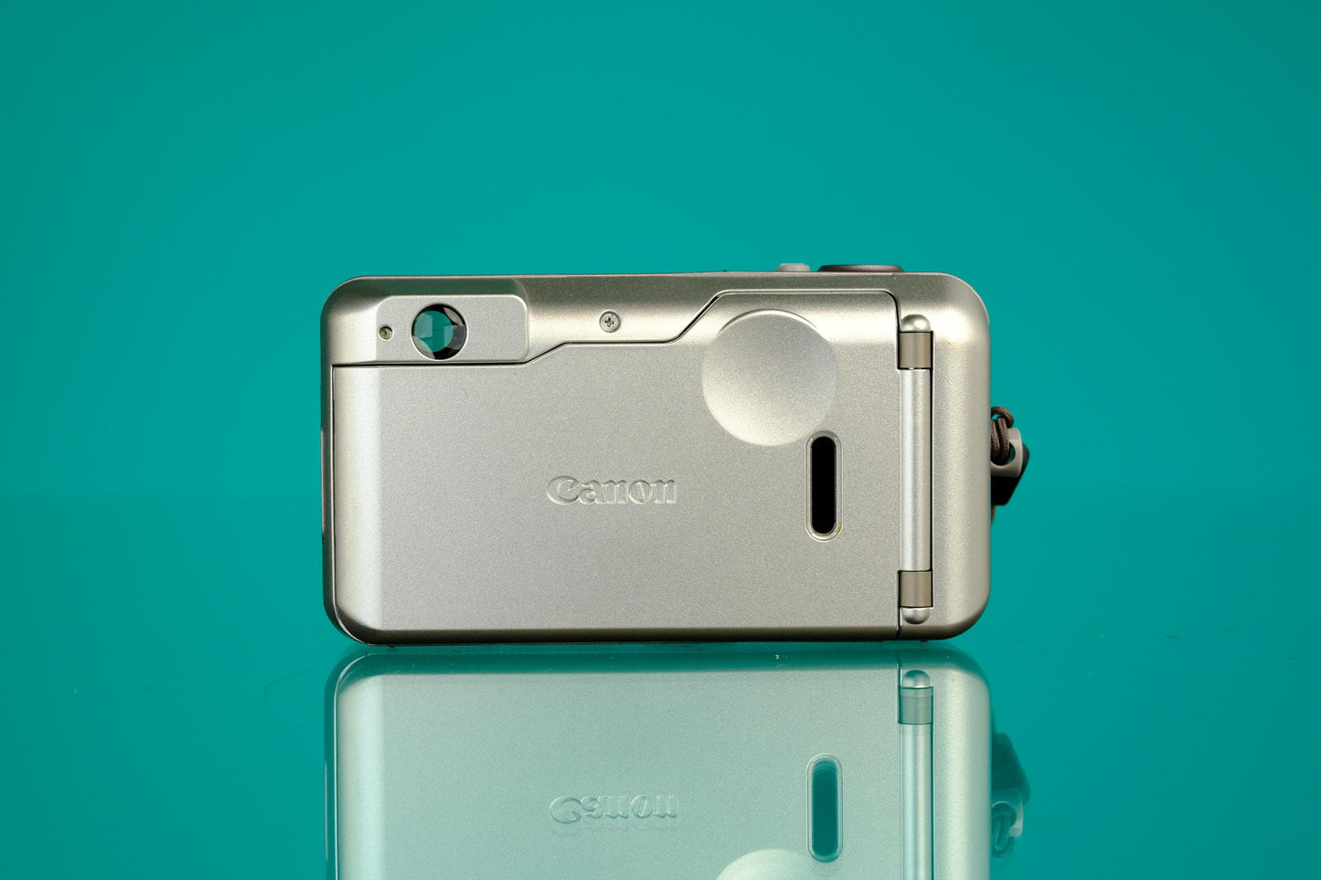 Canon Sure Shot 115u Date 35mm Point and Shoot Camera