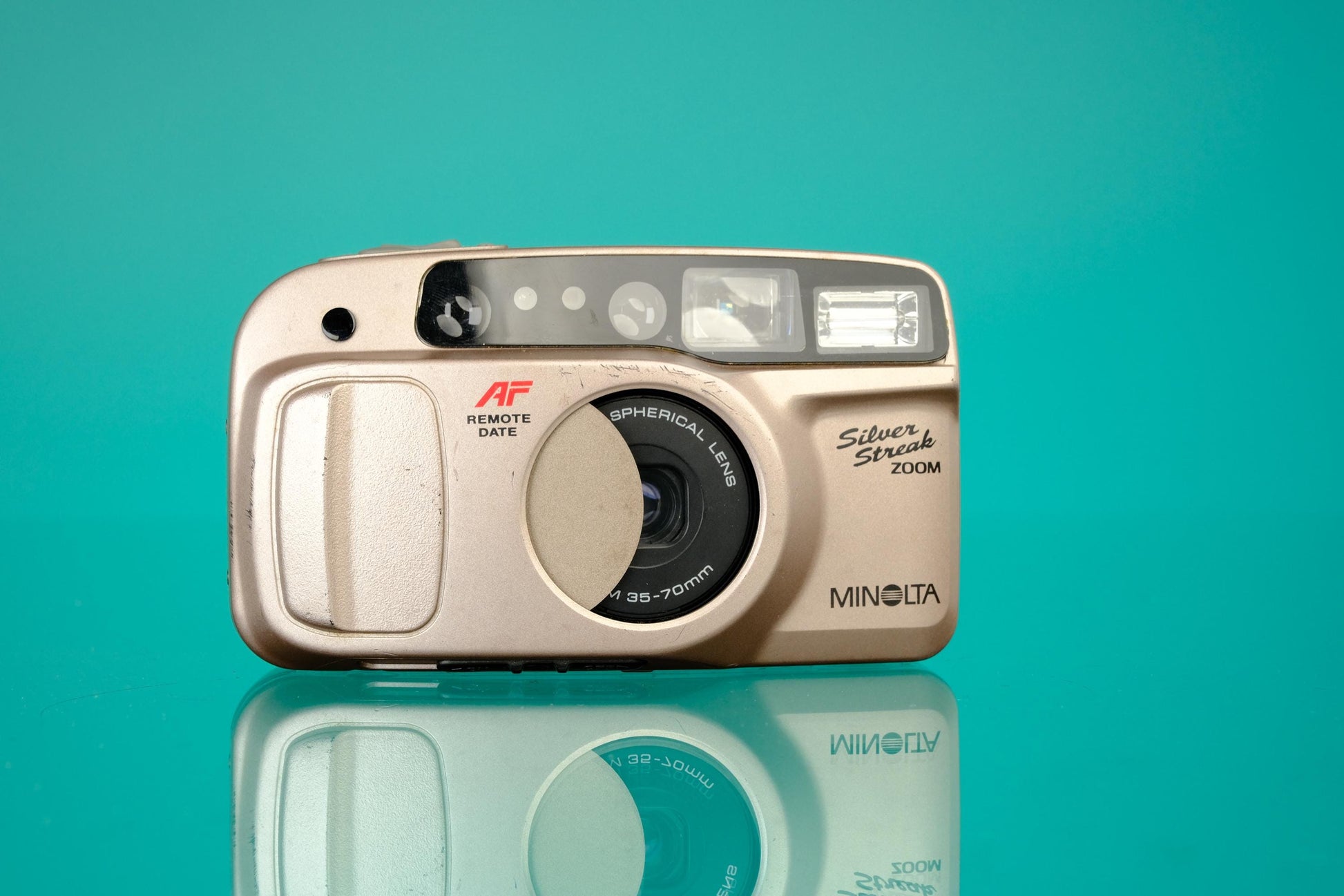 Minolta Silver Streak Zoom 35mm Point and Shoot