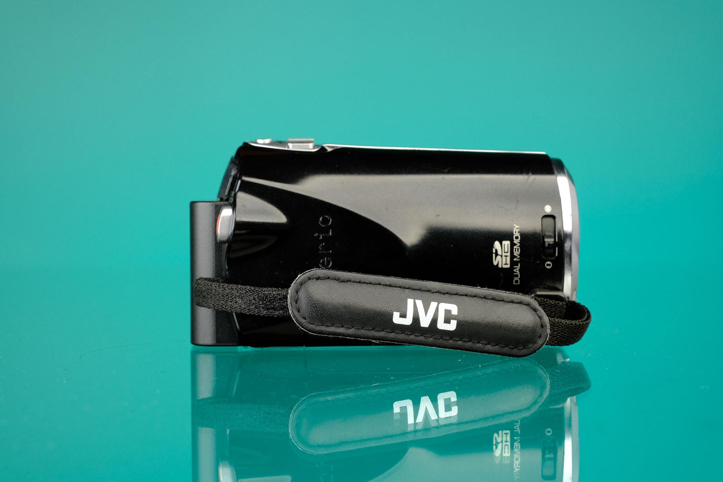 JVC Everio GZ-MS230BU Camcorder