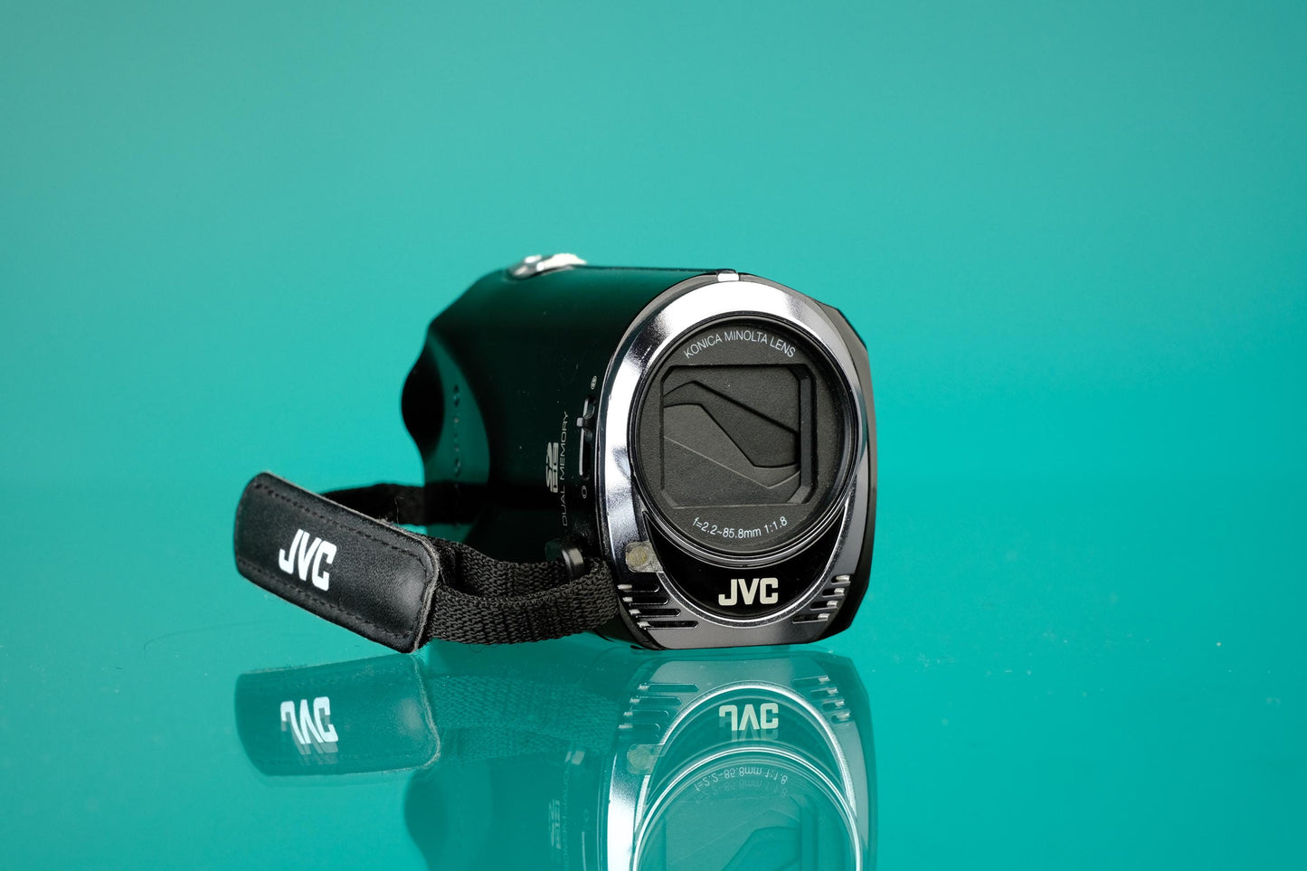 JVC Everio GZ-MS230BU Camcorder