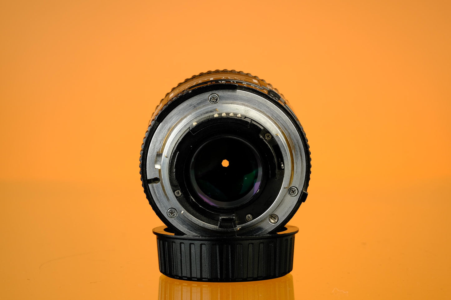 Nikon AF Nikkor 35mm f/2.0 Wide Angle F Mount Lens