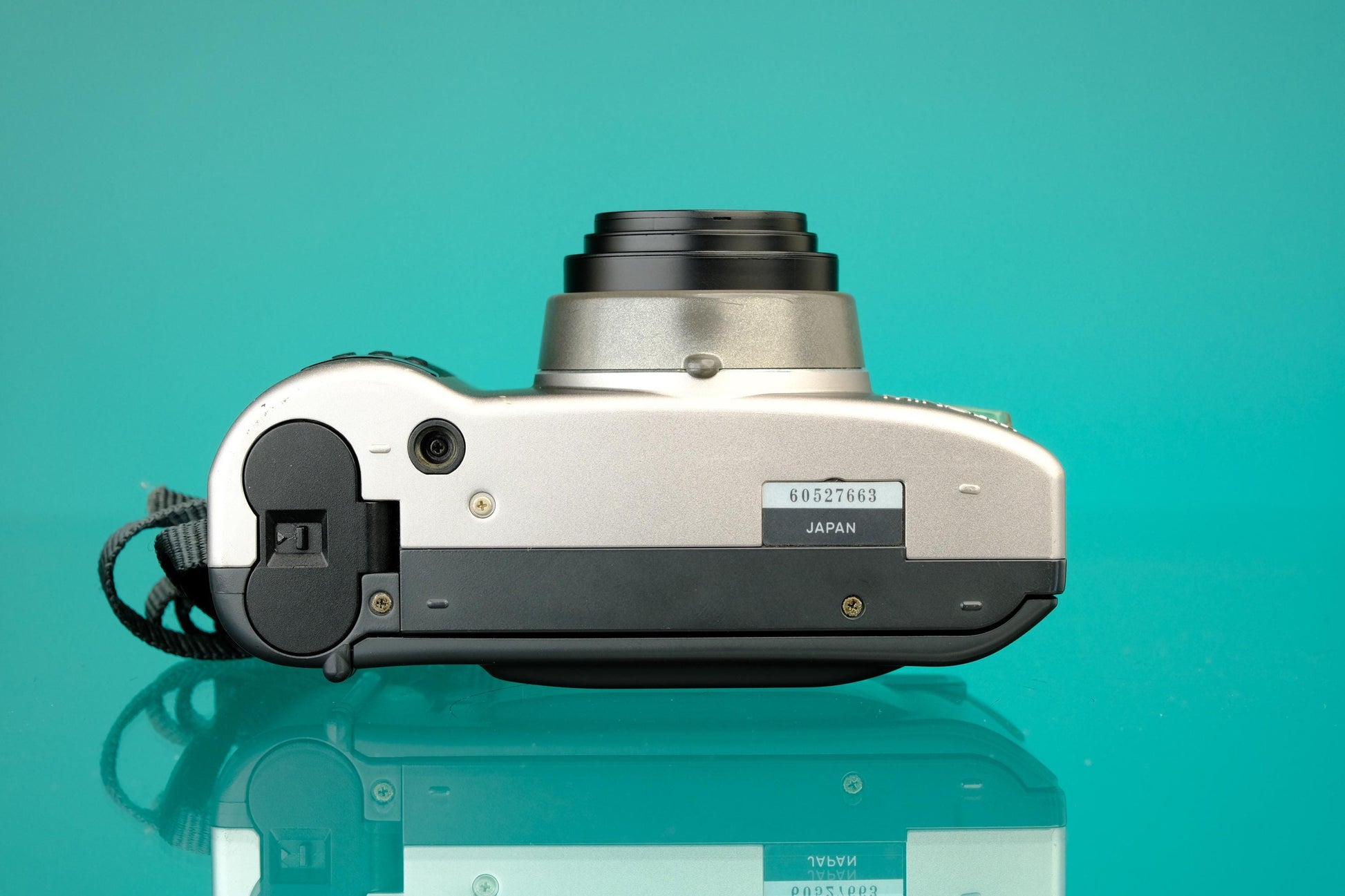 Minolta Capios 140 35mm Point and Shoot Film Camera