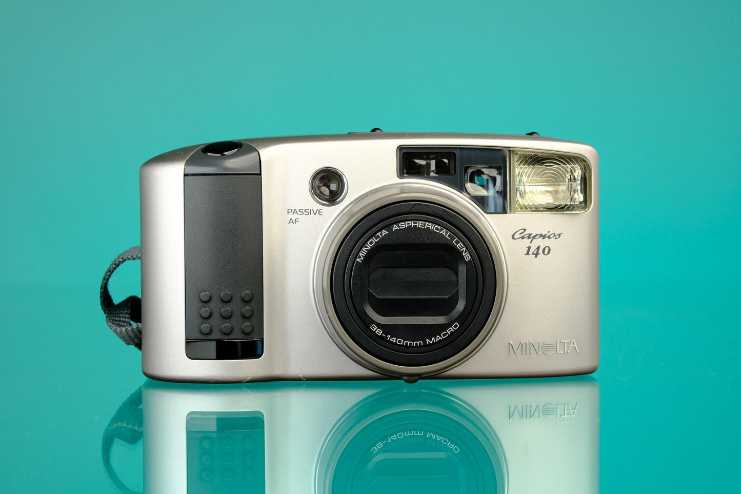 Minolta Capios 140 35mm Point and Shoot Film Camera