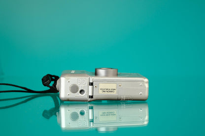 Canon IX240 ELPH Jr. APS Point and Shoot Camera