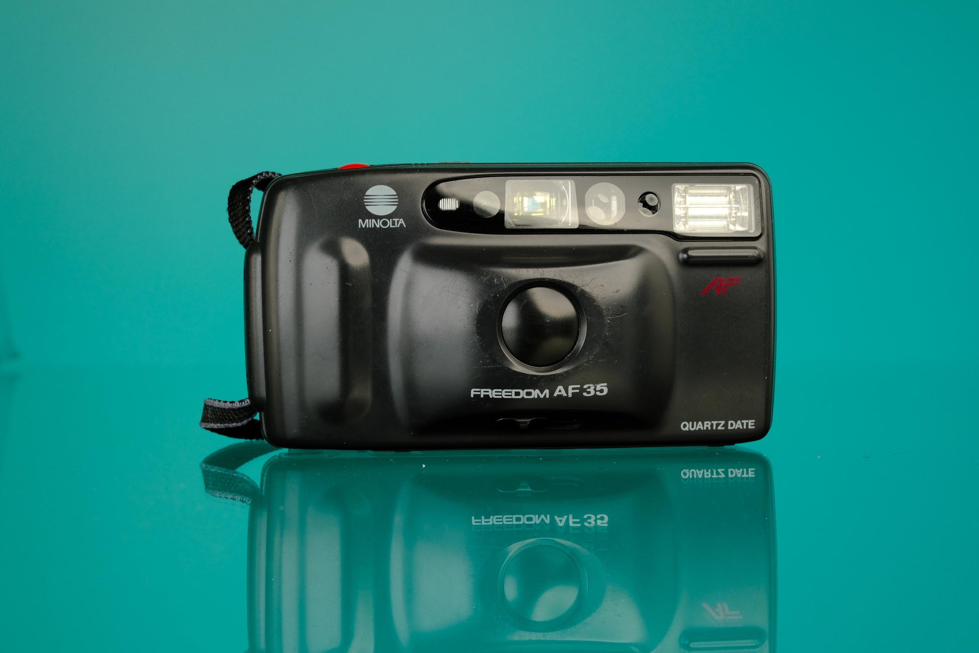 Minolta Freedom AF 35 35mm Point and Shoot Camera