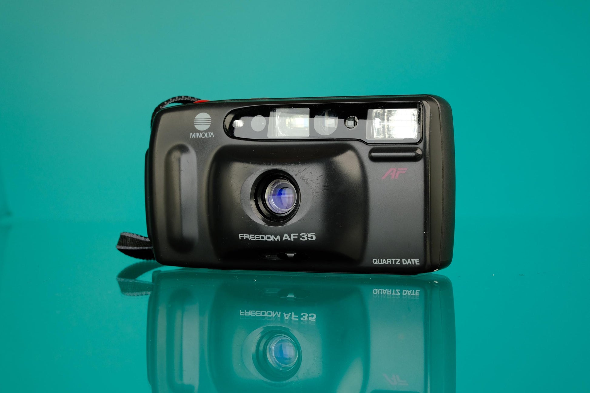 Minolta Freedom AF 35 35mm Point and Shoot Camera