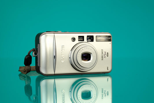 Canon Sure Shot 115u Date 35mm Point and Shoot Camera