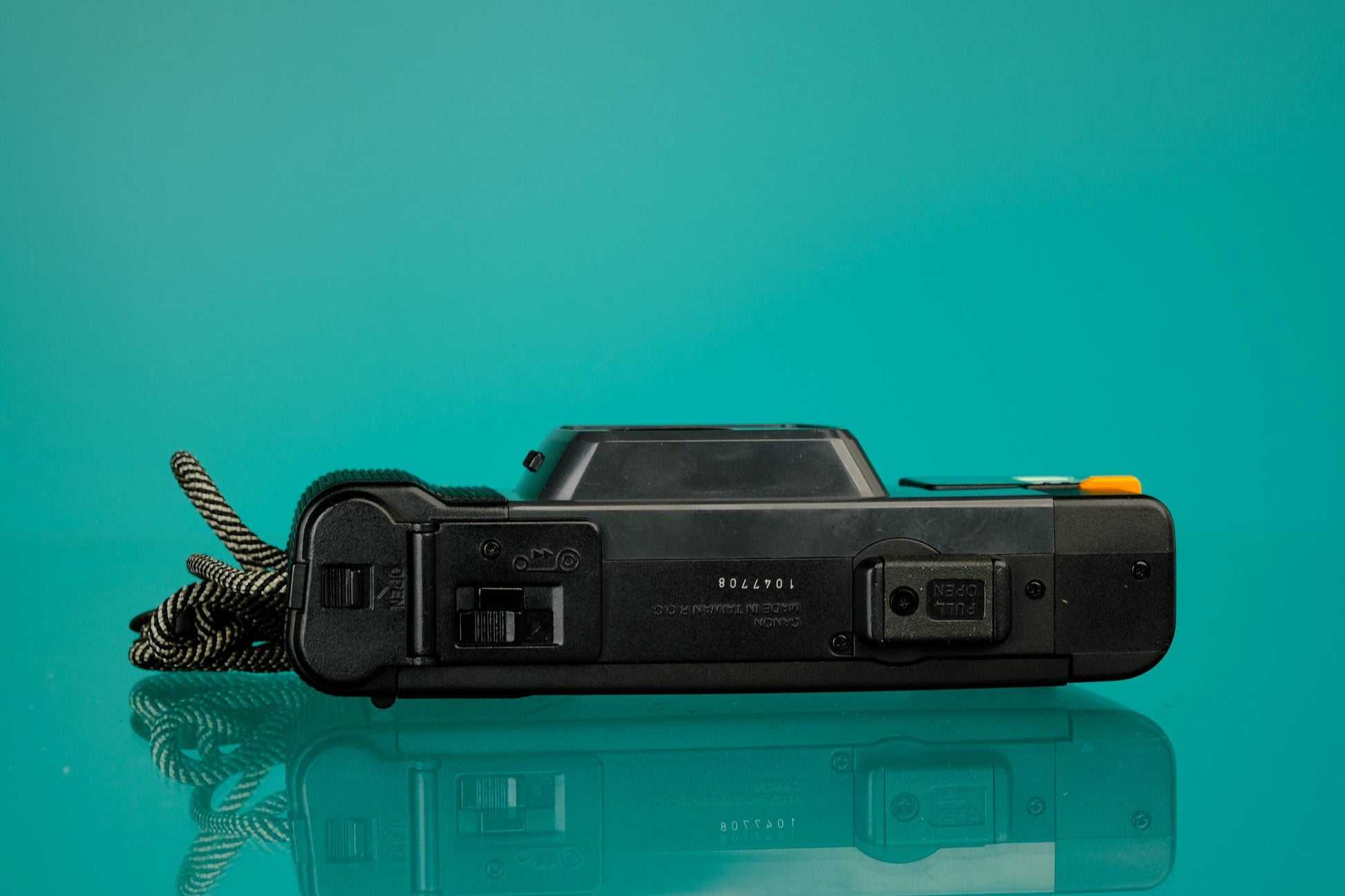 Canon Snappy 50 35mm Point and Shoot Camera