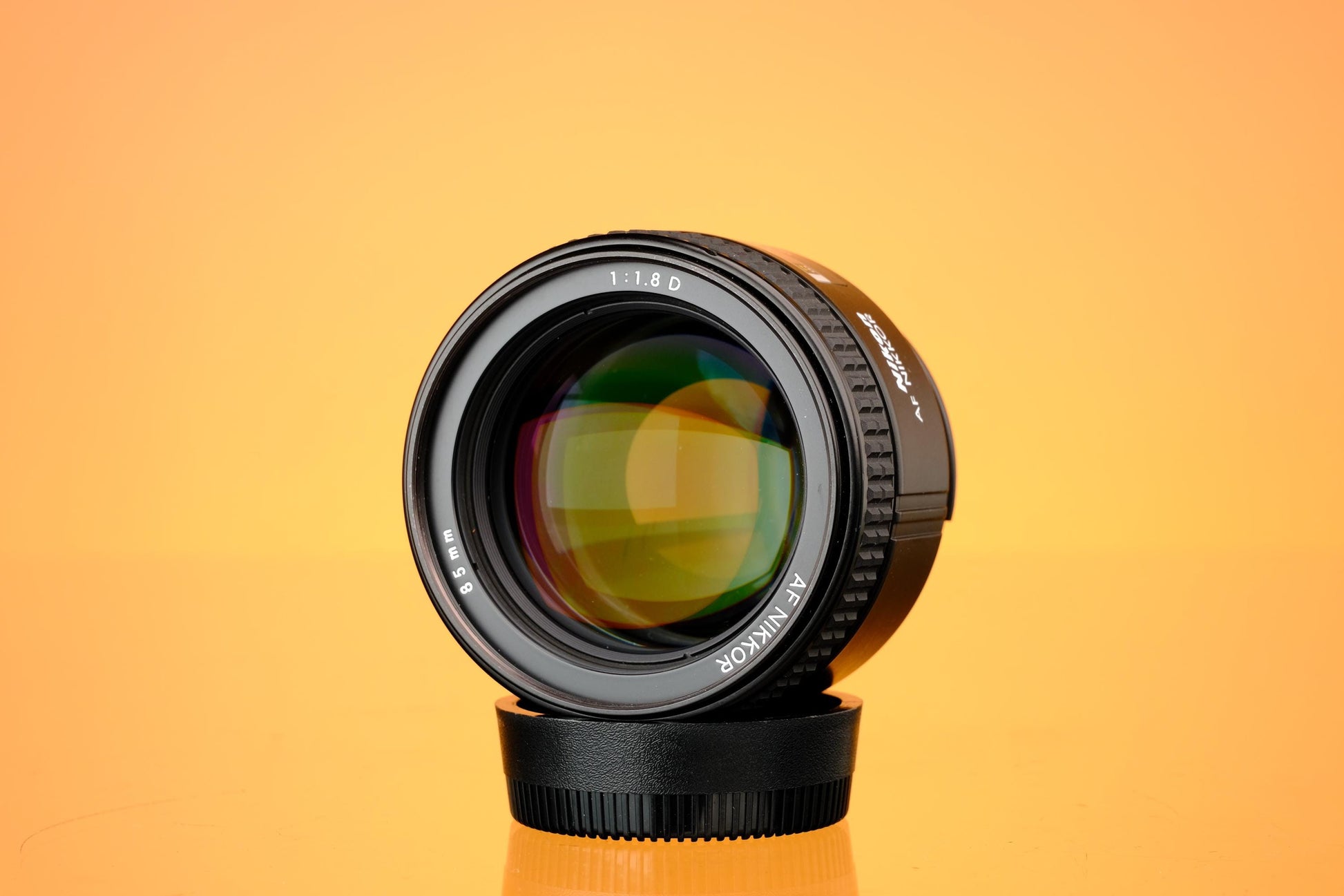 Nikon AF Nikkor 85mm f/1.8 D Lens