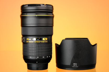 Nikon AF-S Nikkor 24-70mm f/2.8 G ED + HB-40 Hood