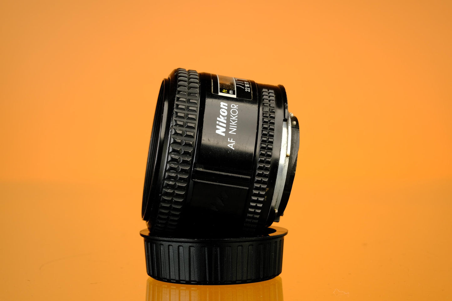Nikon AF Nikkor 35mm f/2.0 Wide Angle F Mount Lens