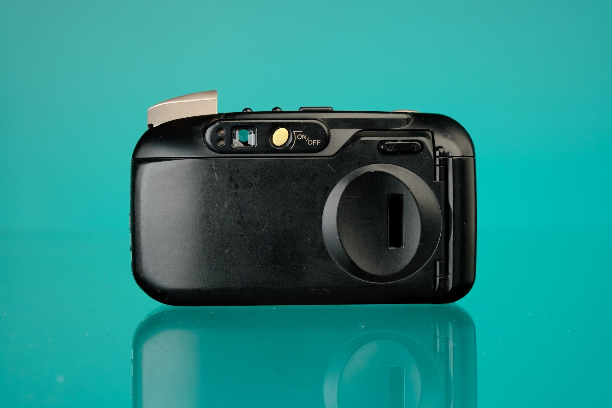 Minolta 70w Riva Zoom 36mm Point and Shoot Film Camera