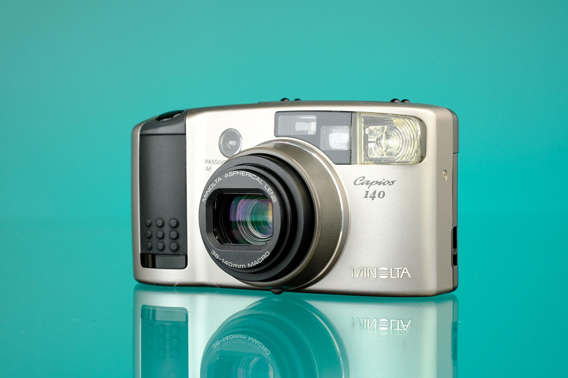 Minolta Capios 140 35mm Point and Shoot Film Camera