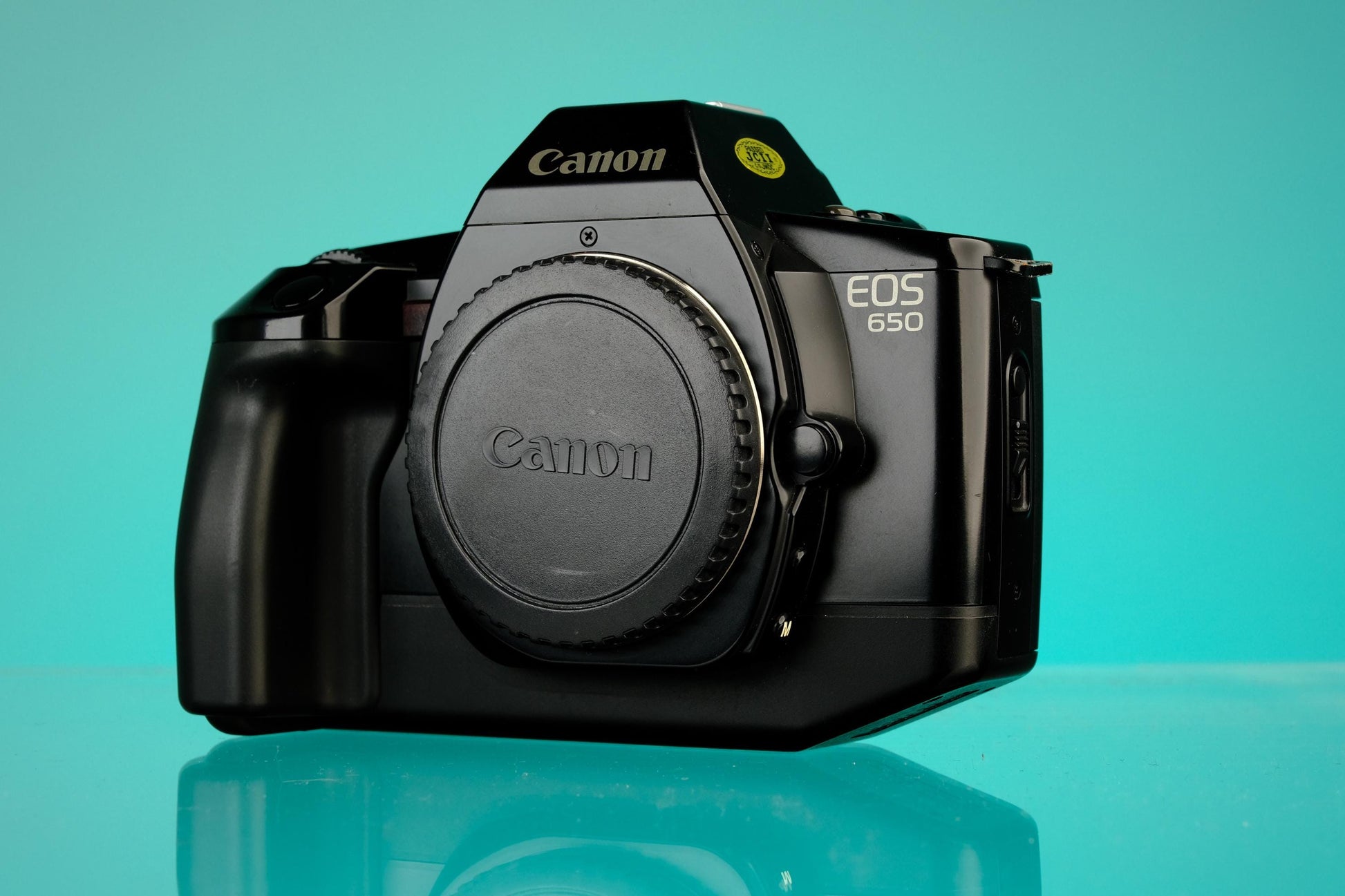 Canon EOS 650 35mm SLR Film Camera (Body Only)