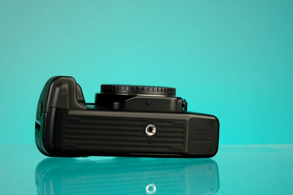 Canon EOS 650 35mm SLR Film Camera (Body Only)