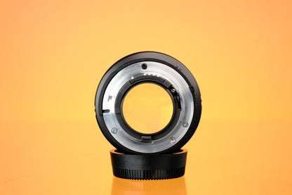 Nikon AF Nikkor 85mm f/1.8 D Lens