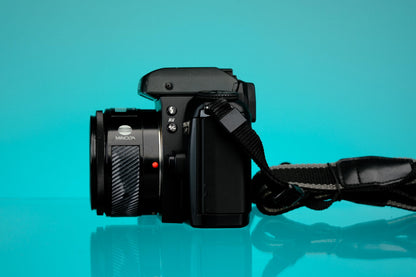 Minolta Maxxum 70 35mm SLR Film Camera + 50mm f/1.7 Lens, 35-70mm Zoom Lens Kit