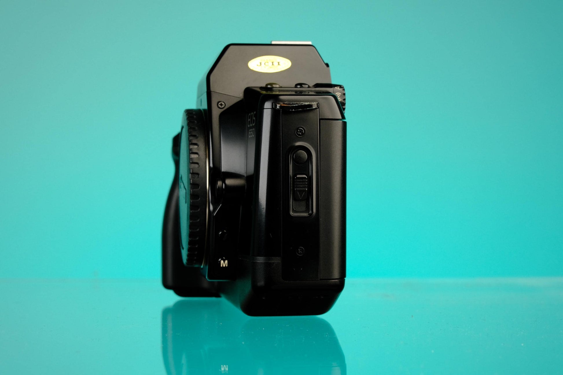 Canon EOS 650 35mm SLR Film Camera (Body Only)