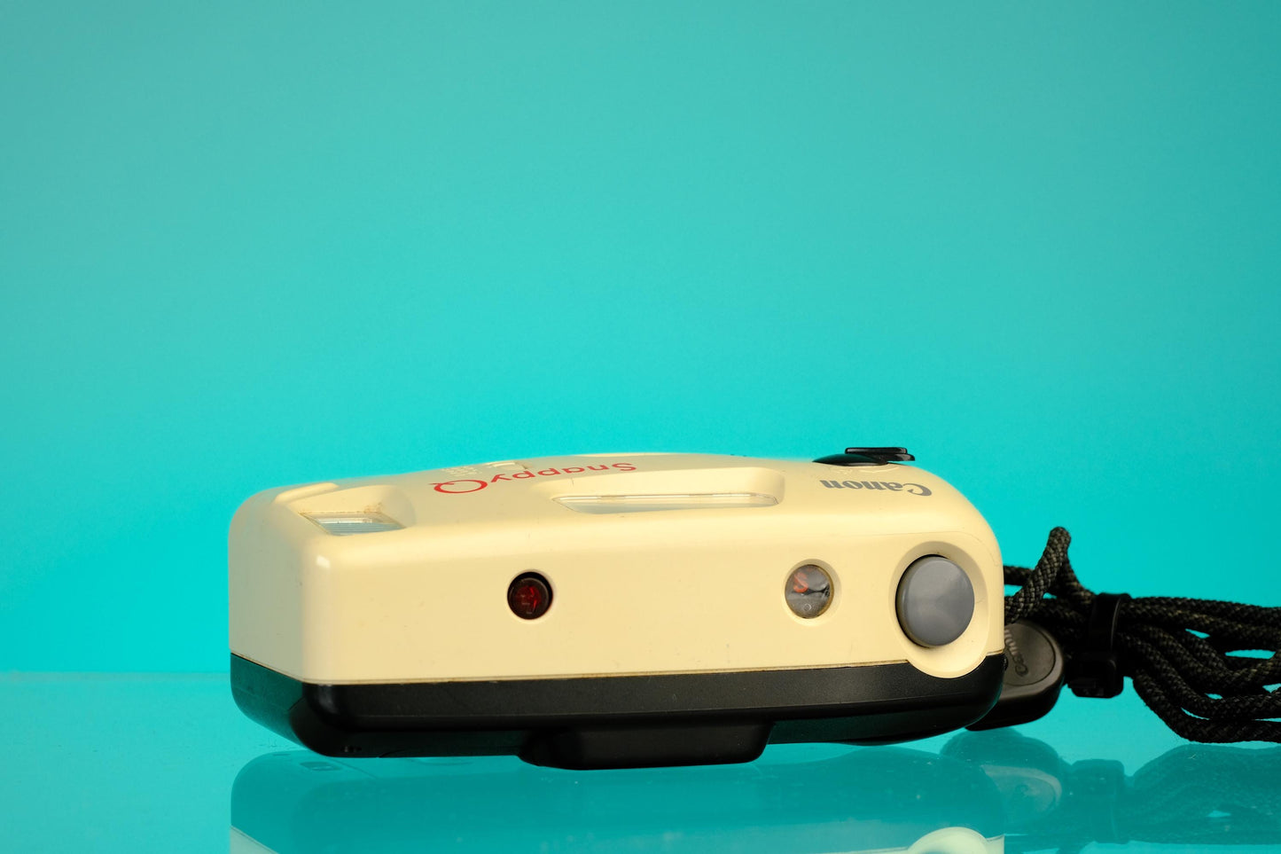 Canon Snappy Q 35mm Point and Shoot Camera