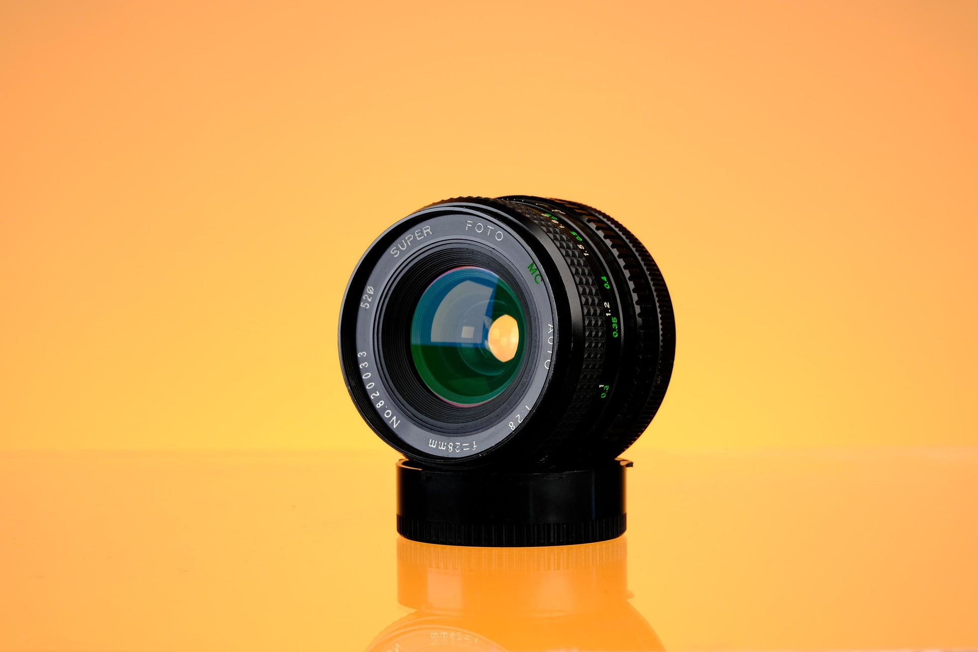 Super Foto MC 28mm f/2.8 Canon nFD Mount Lens