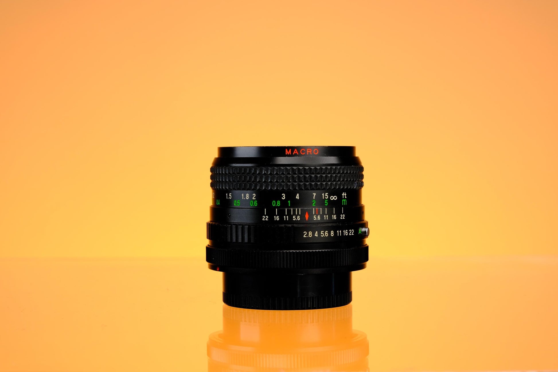 Super Foto MC 28mm f/2.8 Canon nFD Mount Lens
