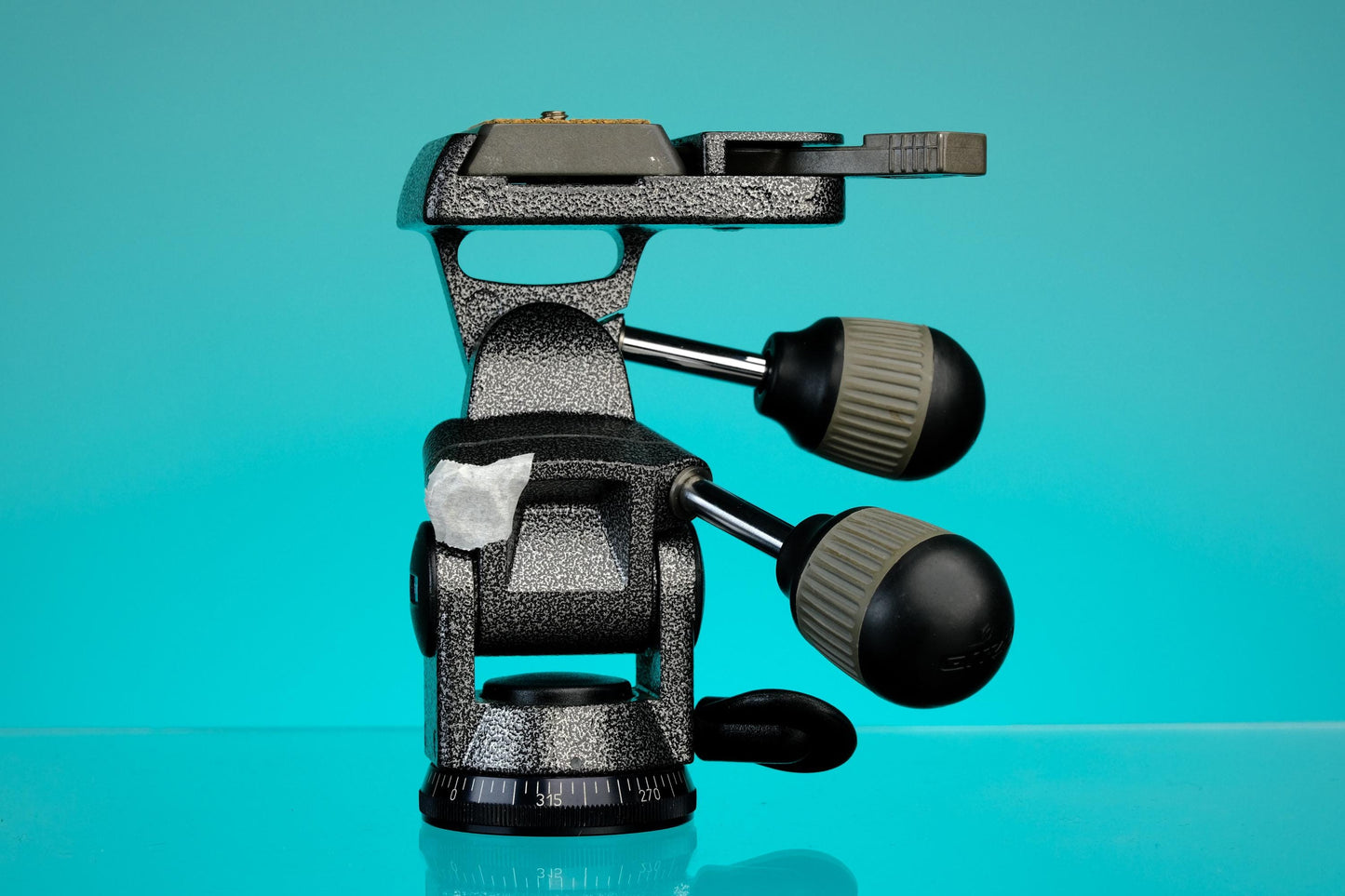 Gitzo 1172M Tripod Head w/ Plate