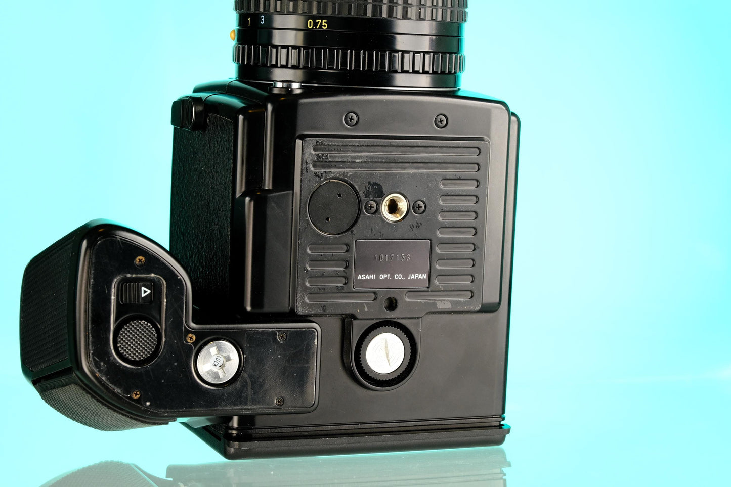 Pentax 645 Medium Format SLR + 75mm f/2.8 LS Lens